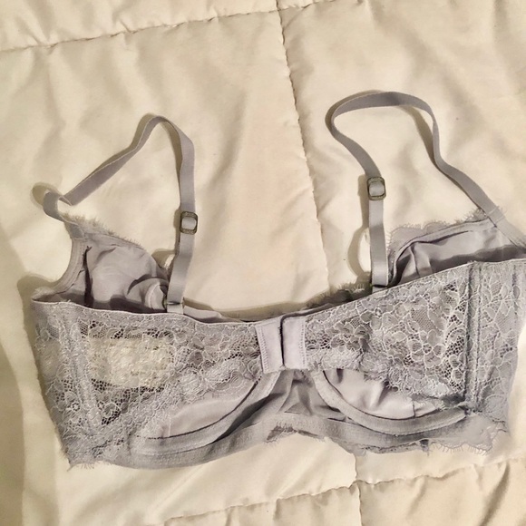 Unlined lilac bra (Hollister) - Picture 2 of 2